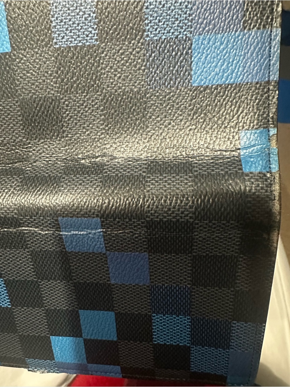 Louis Vuitton Damier Graphite Pixel Brazza Wallet Blue - Picture 15 of 15
